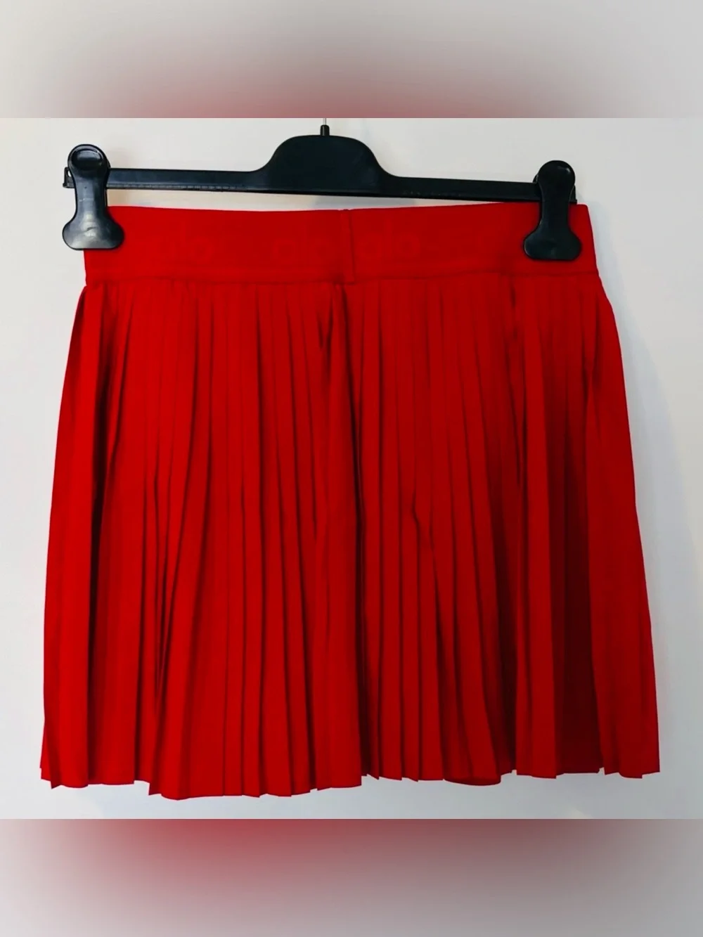ALO Yoga Aces Red Pleated Tennis Skirt L - Picture 6 of 11